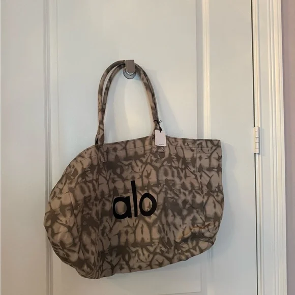 ALO Yoga Taupe Tie-Dye Canvas Tote with Black Logo - Picture 3 of 4